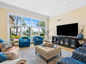804 S Southlake Dr, Hollywood FL 33019