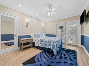 804 S Southlake Dr, Hollywood FL 33019