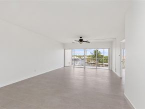 390 N Federal Hwy 406, Deerfield Beach FL 33441