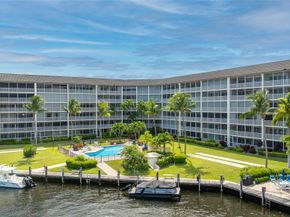 390 N Federal Hwy 406, Deerfield Beach FL 33441