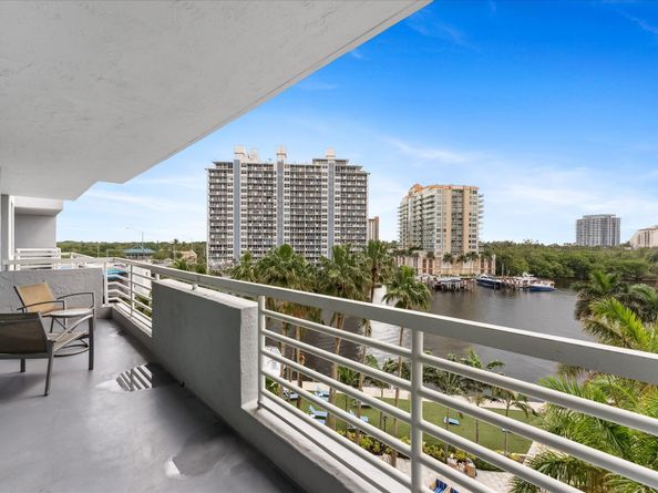 2670 E Sunrise Boulevard 520, Fort Lauderdale FL 33304