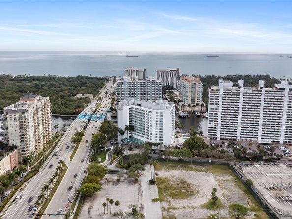 2670 E Sunrise Boulevard 520, Fort Lauderdale FL 33304