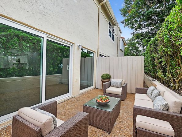 3360 Deer Creek Alba Circle, Deerfield Beach FL 33442