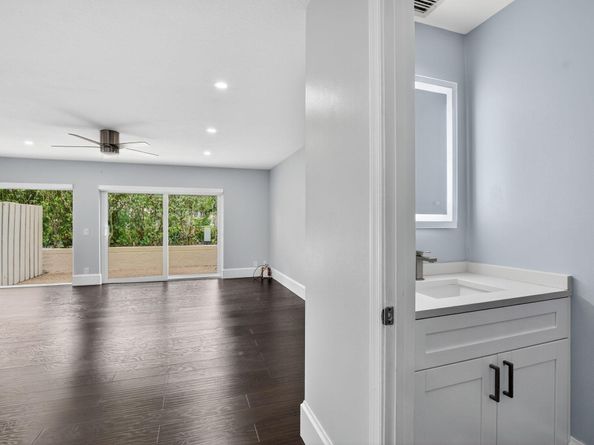 3360 Deer Creek Alba Circle, Deerfield Beach FL 33442