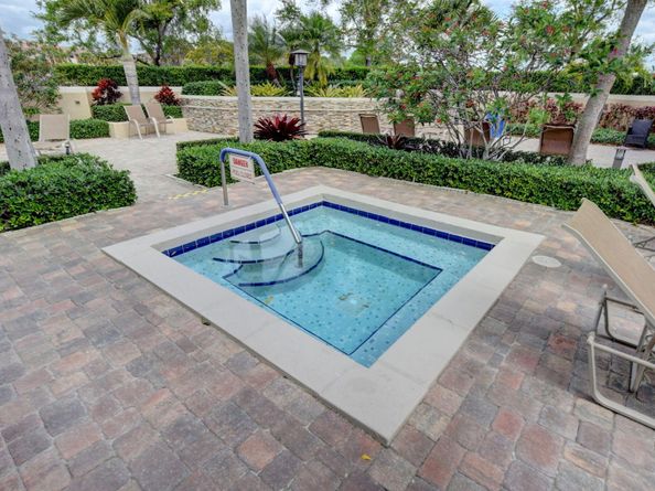 3360 Deer Creek Alba Circle, Deerfield Beach FL 33442