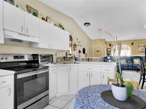7842 W 34 Ln 202, Hialeah FL 33018