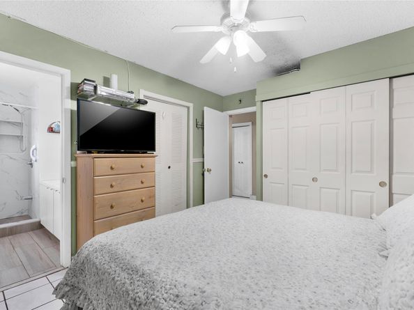 7842 W 34 Ln 202, Hialeah FL 33018