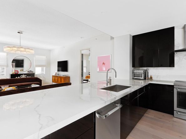 200 NE 2nd Avenue 309, Delray Beach FL 33444