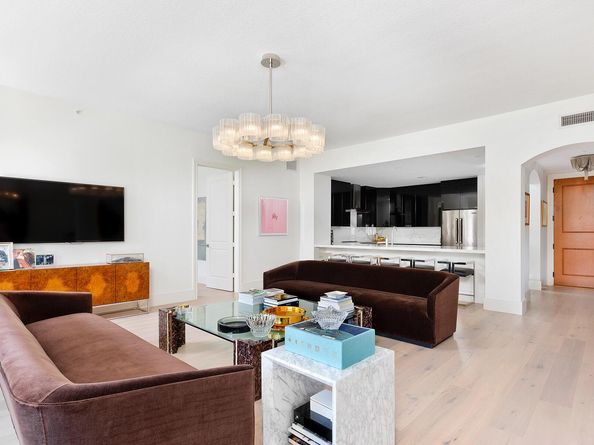 200 NE 2nd Avenue 309, Delray Beach FL 33444