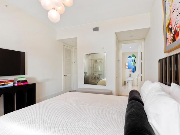 200 NE 2nd Avenue 309, Delray Beach FL 33444