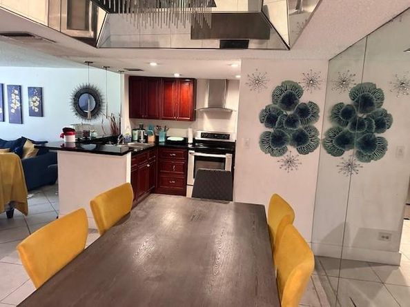 3730 Inverrary Drive 1B, Lauderhill FL 33319