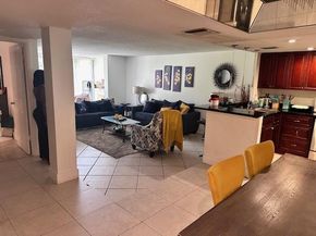3730 Inverrary Drive 1B, Lauderhill FL 33319