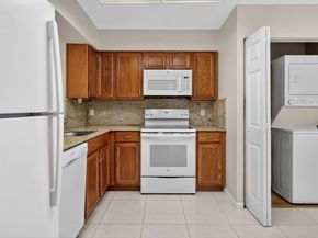 14747 Cumberland Drive 3010, Delray Beach FL 33446