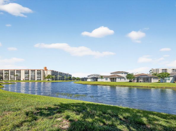 14747 Cumberland Drive 3010, Delray Beach FL 33446