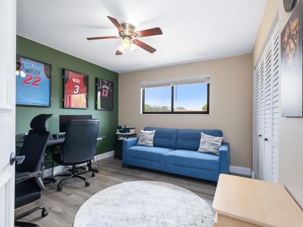 12451 NW 3rd Street B3, Plantation FL 33325