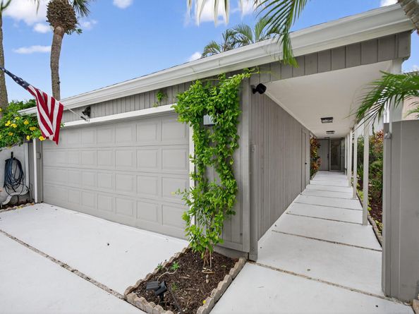 17145 Bay Street, Jupiter FL 33477