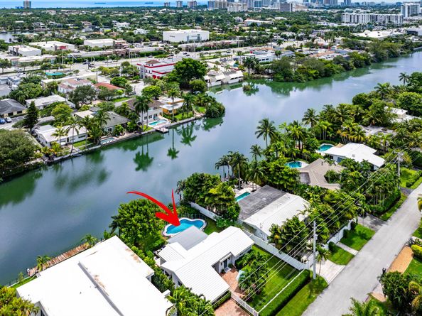 1630 NE 18th Avenue, Fort Lauderdale FL 33305