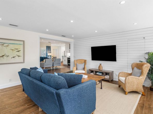 1630 NE 18th Avenue, Fort Lauderdale FL 33305
