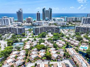 605 Leslie Dr Drive, Hallandale Beach FL 33009