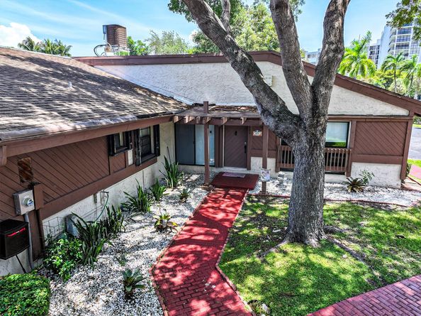 605 Leslie Dr Drive, Hallandale Beach FL 33009