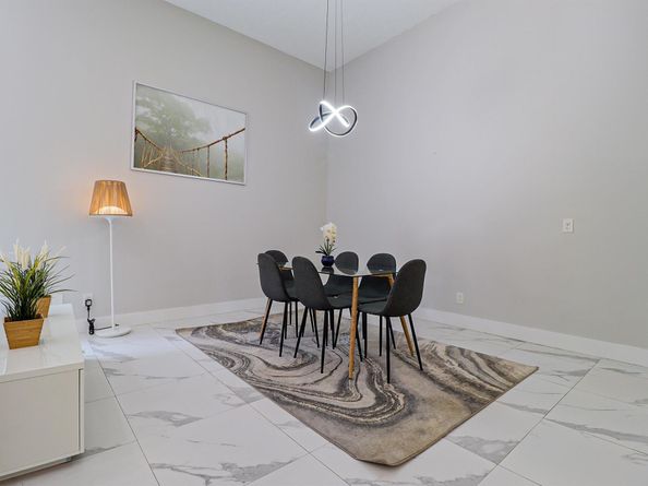 605 Leslie Dr Drive, Hallandale Beach FL 33009