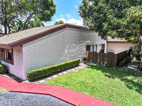 605 Leslie Dr Drive, Hallandale Beach FL 33009