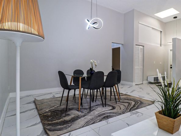 605 Leslie Dr Drive, Hallandale Beach FL 33009