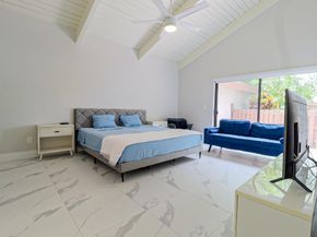 605 Leslie Dr Drive, Hallandale Beach FL 33009