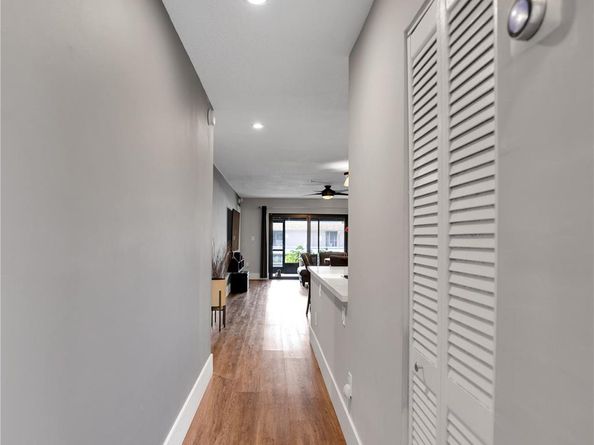 10700 NW 30th Pl 7, Sunrise FL 33322
