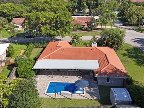 9900 NW 19th Street, Coral Springs FL 33071