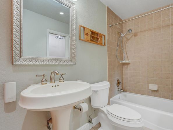 9900 NW 19th Street, Coral Springs FL 33071