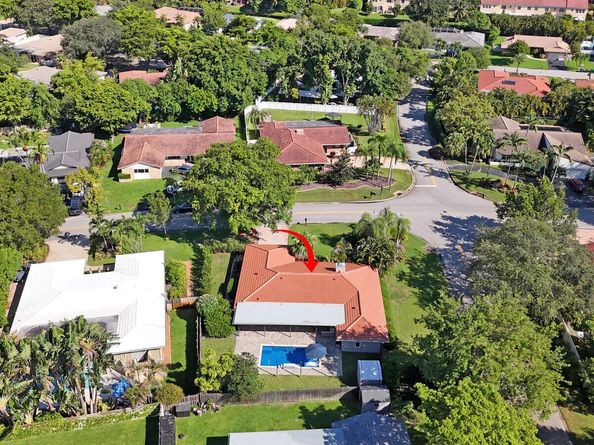 9900 NW 19th Street, Coral Springs FL 33071