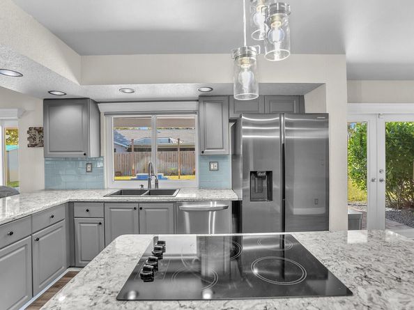 9900 NW 19th Street, Coral Springs FL 33071