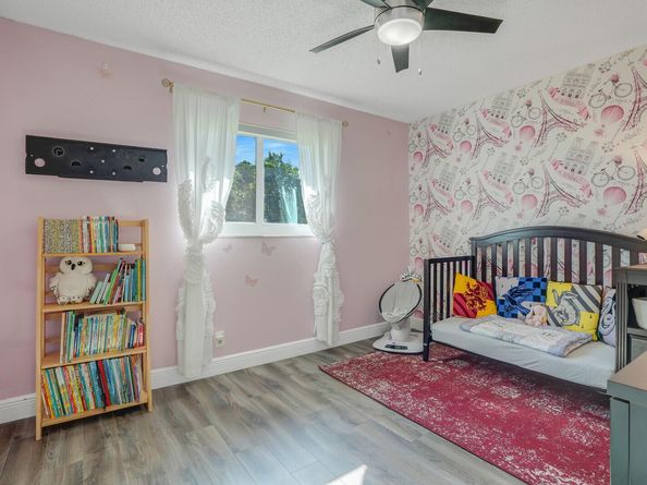 9900 NW 19th Street, Coral Springs FL 33071