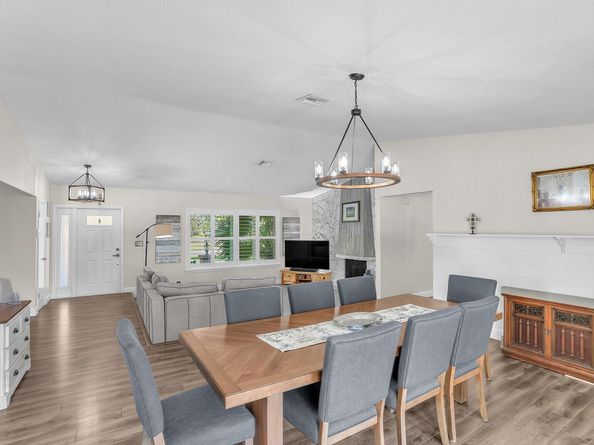 9900 NW 19th Street, Coral Springs FL 33071