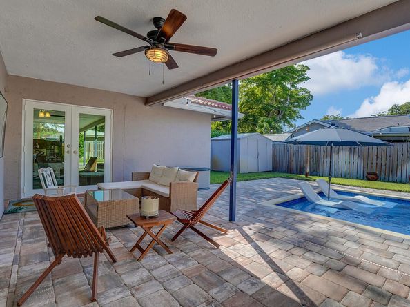 9900 NW 19th Street, Coral Springs FL 33071