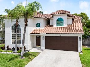 141 St Michaels Court, Jupiter FL 33458