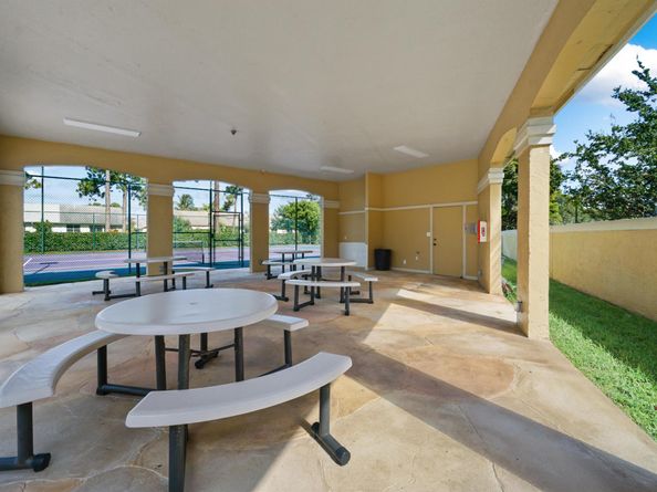 141 St Michaels Court, Jupiter FL 33458
