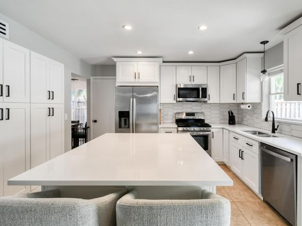 141 St Michaels Court, Jupiter FL 33458