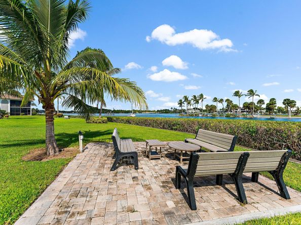 755 Saturn H 206, Jupiter FL 33477