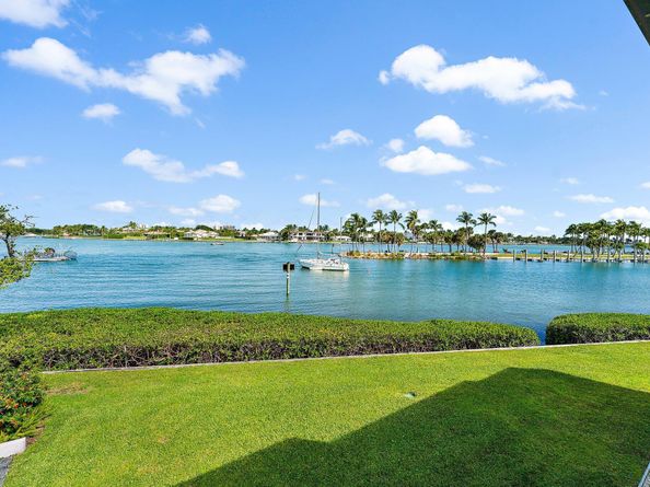 755 Saturn H 206, Jupiter FL 33477