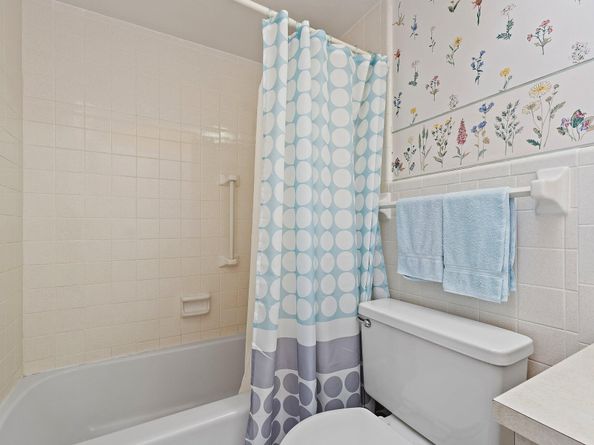 755 Saturn H 206, Jupiter FL 33477