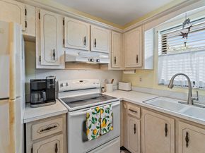 755 Saturn H 206, Jupiter FL 33477