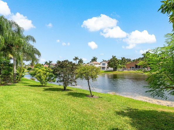 10824 Tea Olive Lane, Boca Raton FL 33498