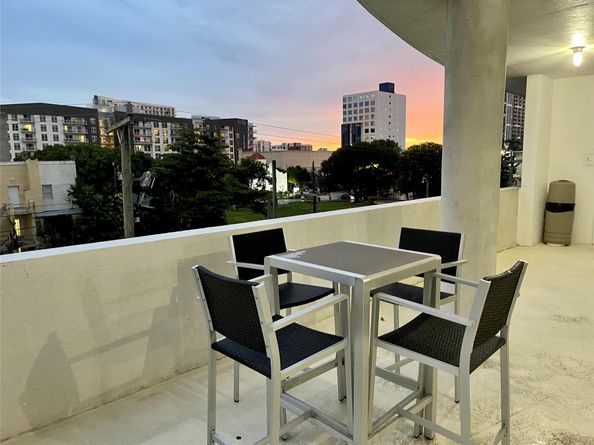 444 NE 30 St 1006, Miami FL 33137