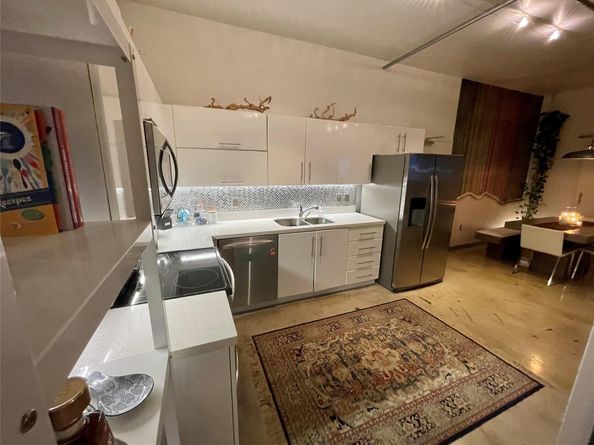 444 NE 30 St 1006, Miami FL 33137