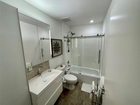 444 NE 30 St 1006, Miami FL 33137