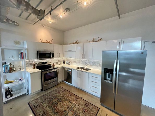 444 NE 30 St 1006, Miami FL 33137