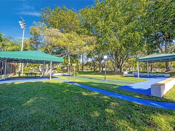2206 S Cypress Bend Dr 208, Pompano Beach FL 33069