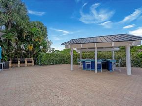 2206 S Cypress Bend Dr 208, Pompano Beach FL 33069